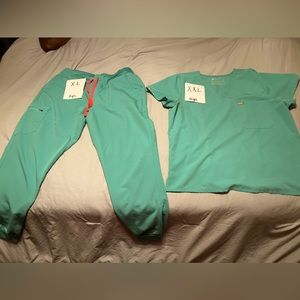 Surgical Green Figs Scrubs